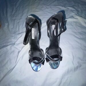 Cape Robbin Women's Black and Silver Heels